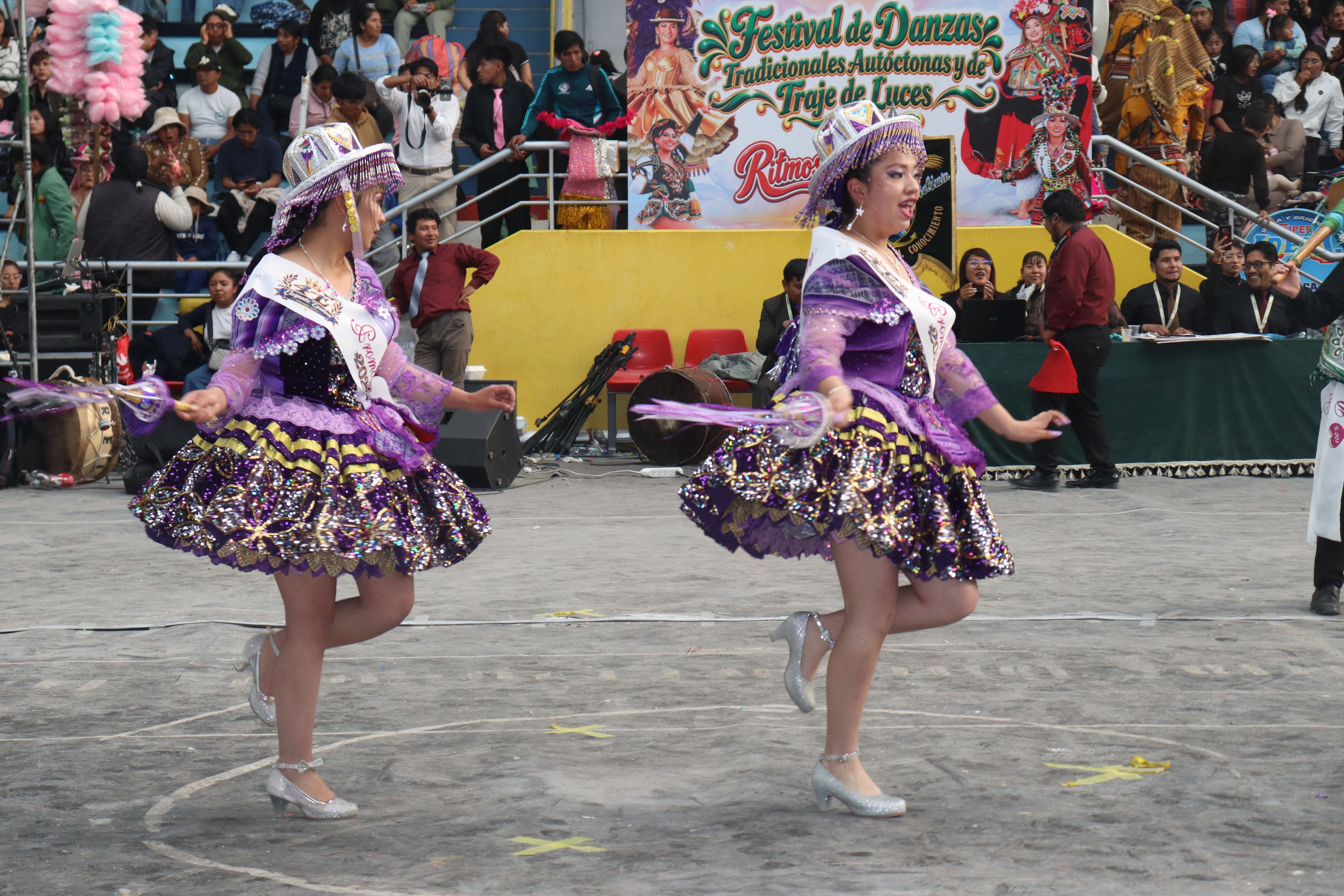 Concurso de Danzas - Sede Juliaca (20 Años)