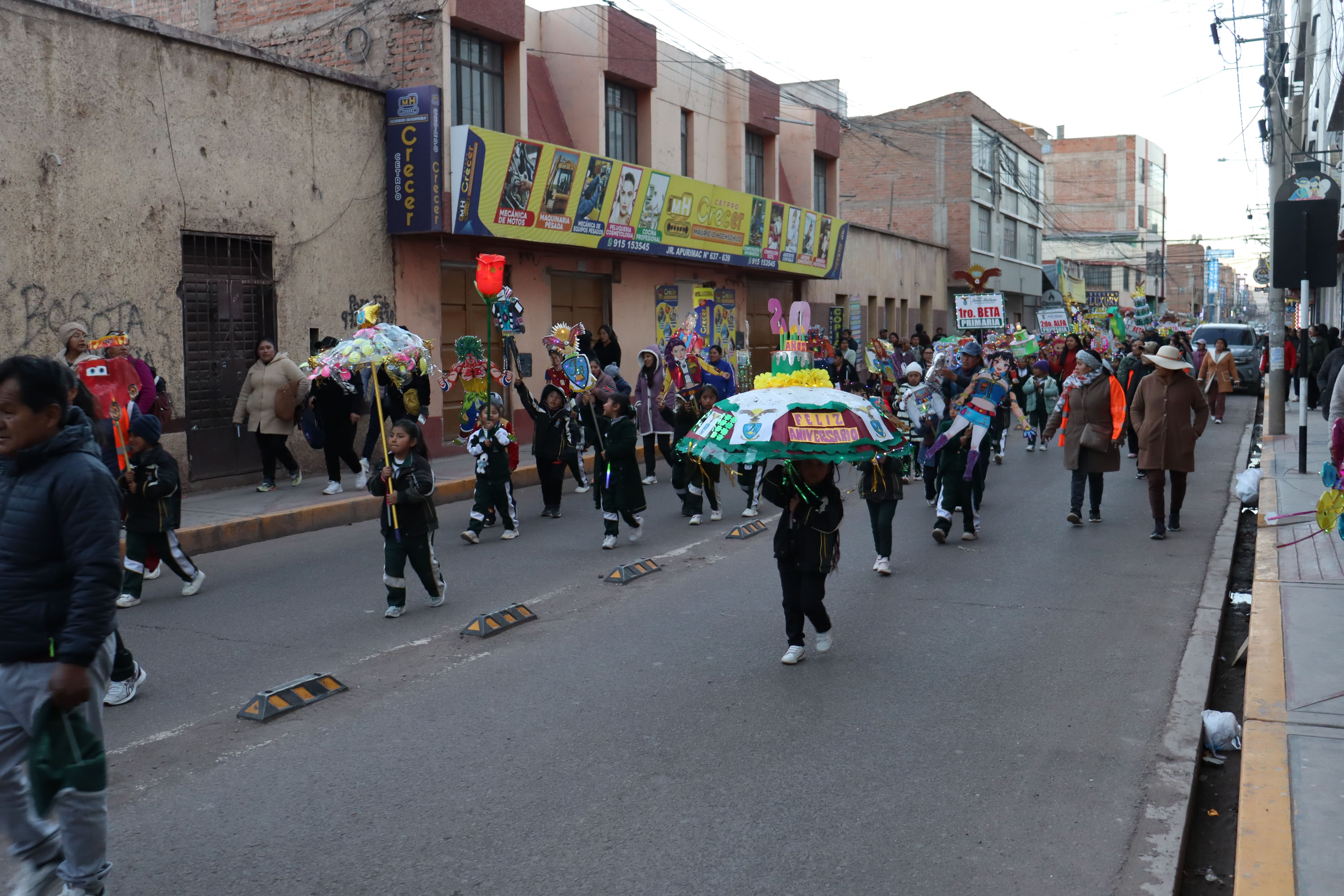 Paseo de Faroles - Sede Juliaca (20 Años)