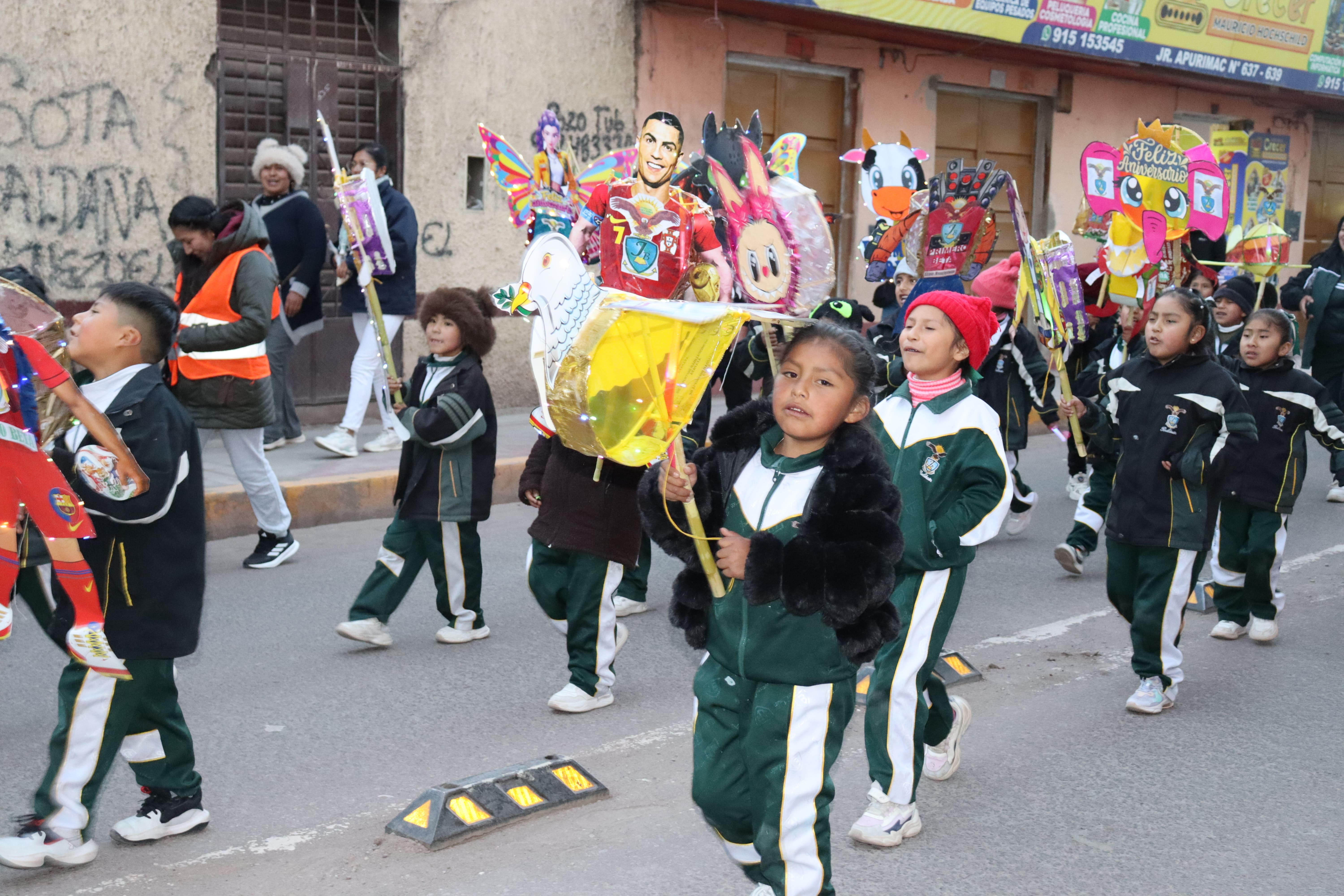 Paseo de Faroles - Sede Juliaca (20 Años)