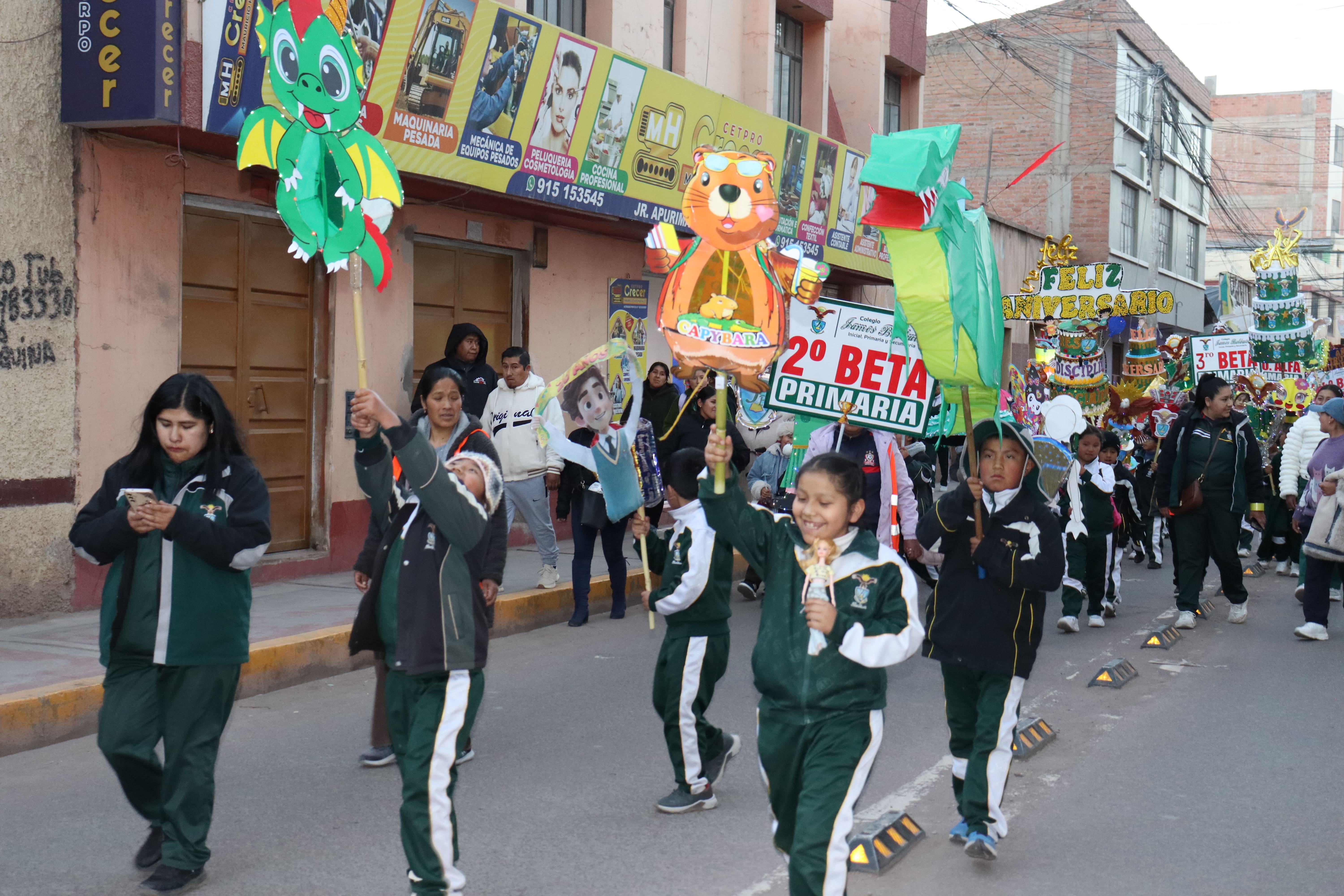 Paseo de Faroles - Sede Juliaca (20 Años)