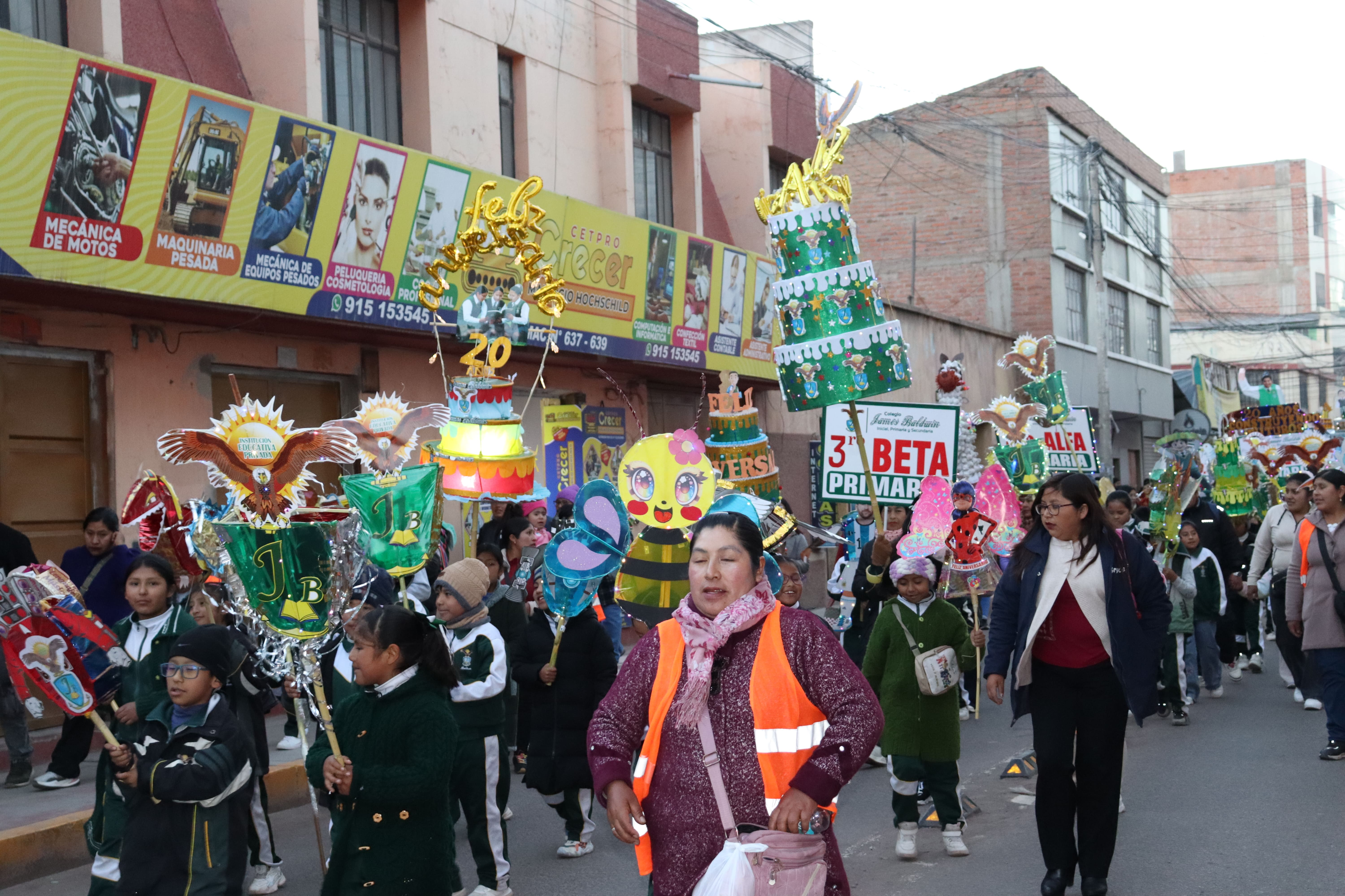 Paseo de Faroles - Sede Juliaca (20 Años)